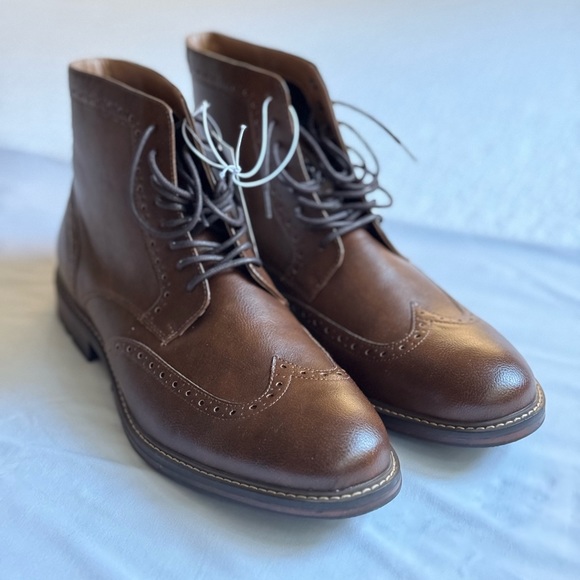 Goodfellow & Co. Wingtip Boots (Brown) - Men’s Size 13 (w/ Original Box) - Picture 2 of 5